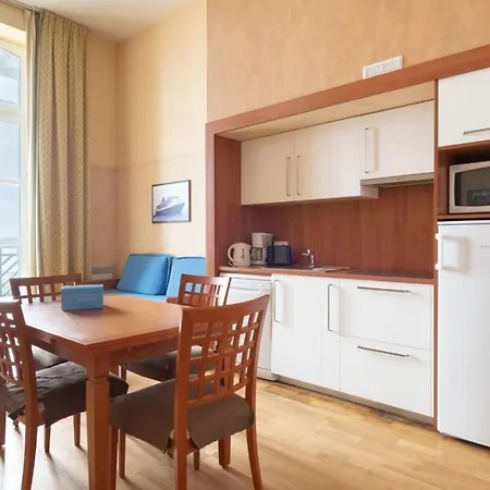 Saint Goustan - Maeva - 2 Pieces 6 Personnes - Confort - Vue Mae-9854 *